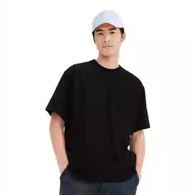 HM T
