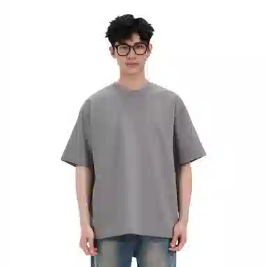 HM T
