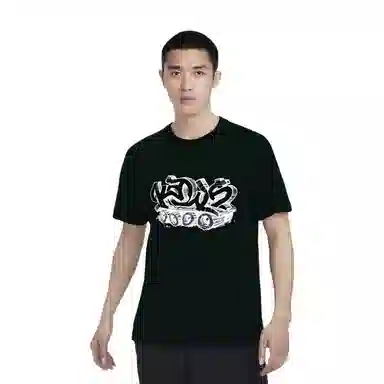 UNIQLO x KAWS SS19 T