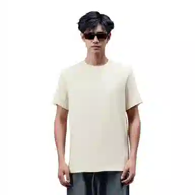 HM T