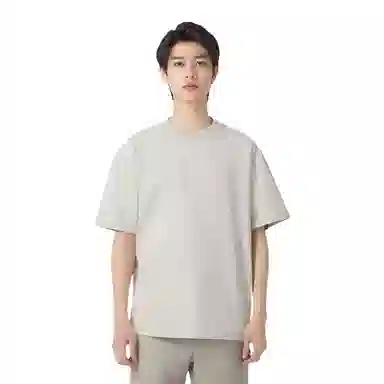 HM T