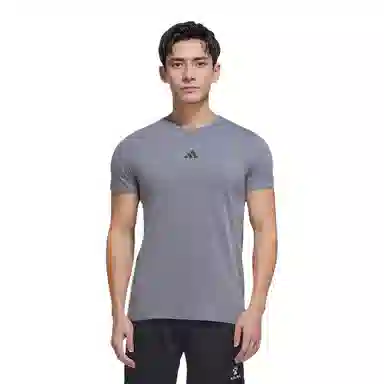 adidas AEROREADY logoT