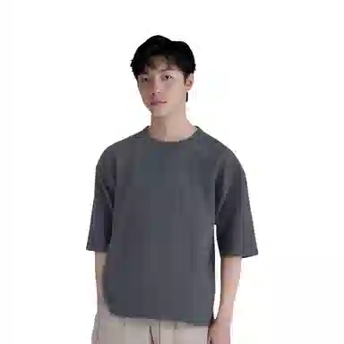 UNIQLO SS24 U T