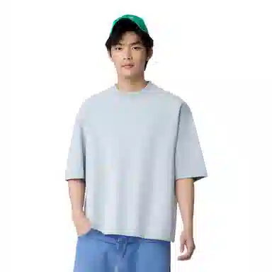 HM T