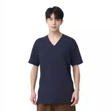 UNIQLO VT