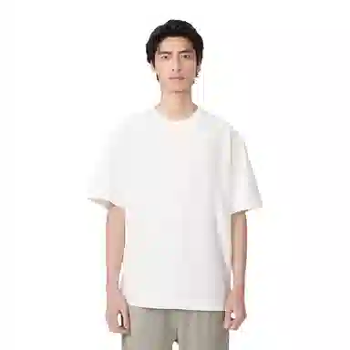 URBAN REVIVO UR T T_