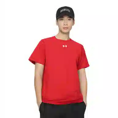 Under Armour T