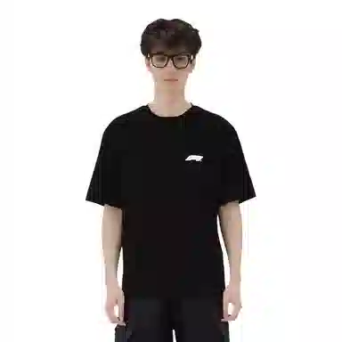 HM T
