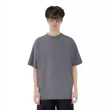 HM T
