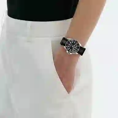 GUCCI Dive Automatic 40mm Black Nylon