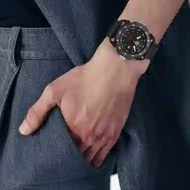 LUMINOX 46mm XL.1052.L