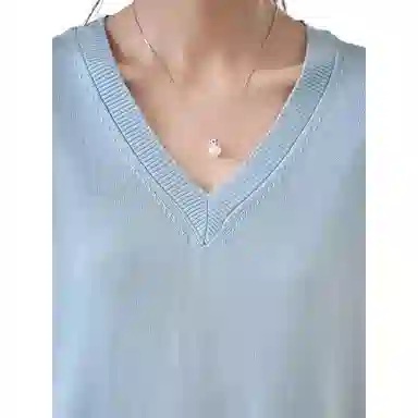V T