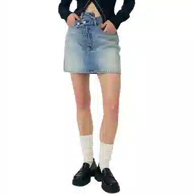 MOUSSY