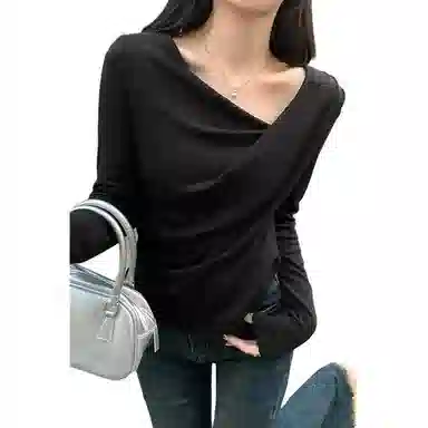 MUCCHIC T