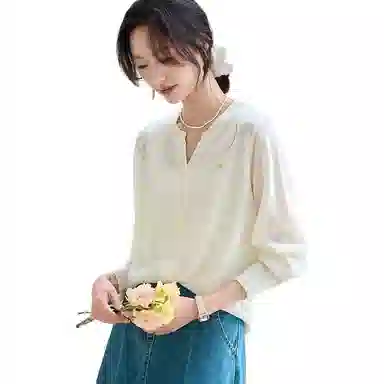 曲韩 冰丝纯色常规长袖针织衫 女款