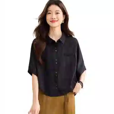 曲韩 气质高级感中袖纯色蝙蝠袖翻领短袖衬衫 女款