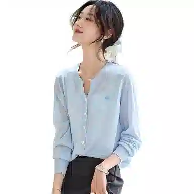 曲韩 冰丝纯色常规长袖针织衫 女款