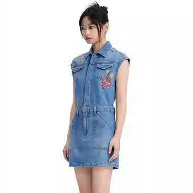 鬼洗 刺绣翻领简约通勤无袖连衣裙 女款