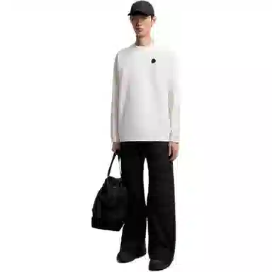 Moncler T