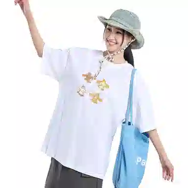 Sanrio x CINNAMOROLL T