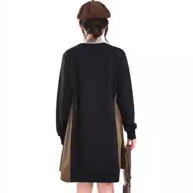 木果果木 撞色拼接中长款字母长袖连衣裙 女款