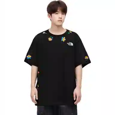 THE NORTH FACE Extraordinary T