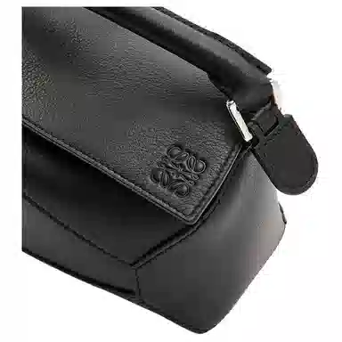 LOEWE Puzzle