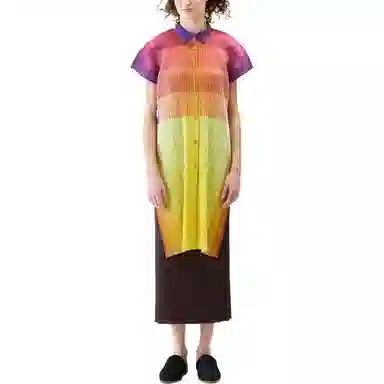 PLEATS PLEASE ISSEY MIYAKE