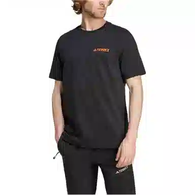 adidas GRAPHIC T-SHIRT T