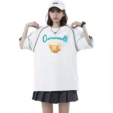 Sanrio x CINNAMOROLL T