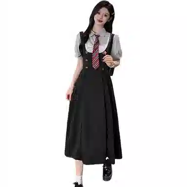 Beauty at 19 mmaPolo