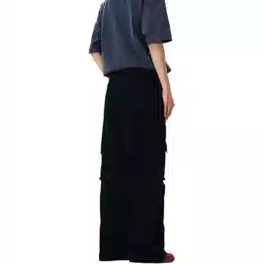 M JEANS STUDIOS 7