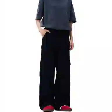 M JEANS STUDIOS 7