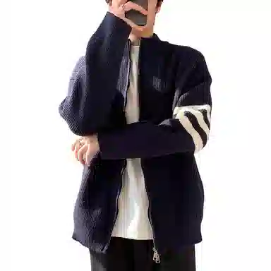 MKIEZER
