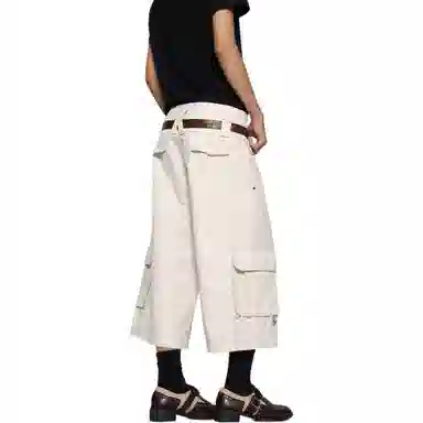 M JEANS STUDIOS 7