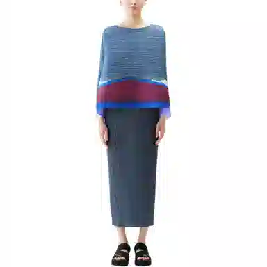 PLEATS PLEASE ISSEY MIYAKE T