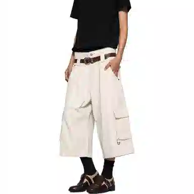 M JEANS STUDIOS 7