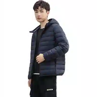 鸭鸭 纯色舒适时尚连帽轻薄羽绒服 男款
