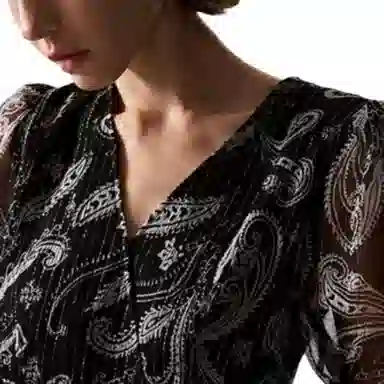 KARL LAGERFELD FW25 V