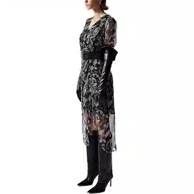 KARL LAGERFELD FW25 V