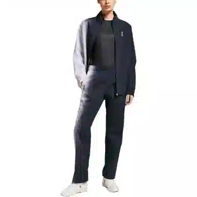 On Court Track Pants logo