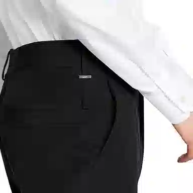 LOUIS VUITTON LV Logo