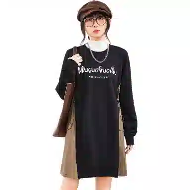 木果果木 撞色拼接中长款字母长袖连衣裙 女款