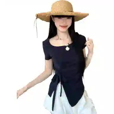 LAKESI T