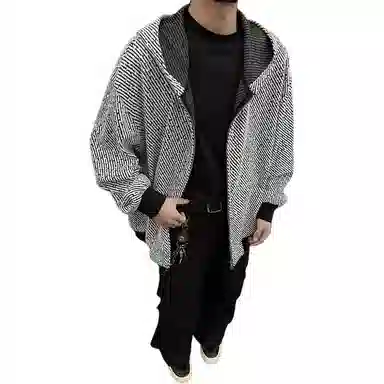 MKIEZER