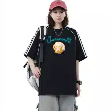 Sanrio x CINNAMOROLL T