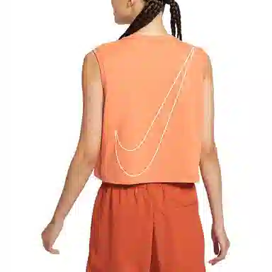 Nike Sportswear Club