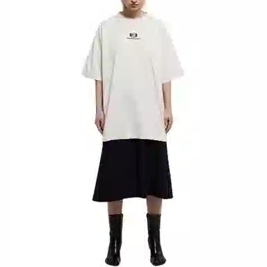 Balenciaga SS22 T