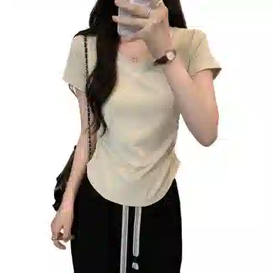 LAKESI V T
