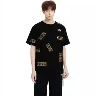 THE NORTH FACE Extraordinary T